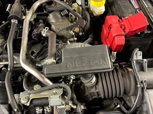 Used 2024 Nissan Sentra SV FWD image 30