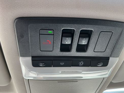 Certified 2023 Nissan Rogue SL w/ SL Premium Package AWD/4WD image 23