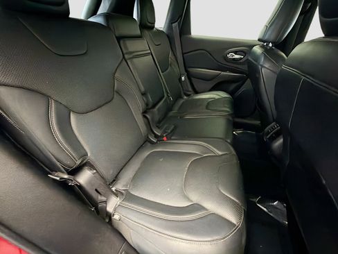 Used 2014 Jeep Cherokee Limited w/ Technology Group image 12