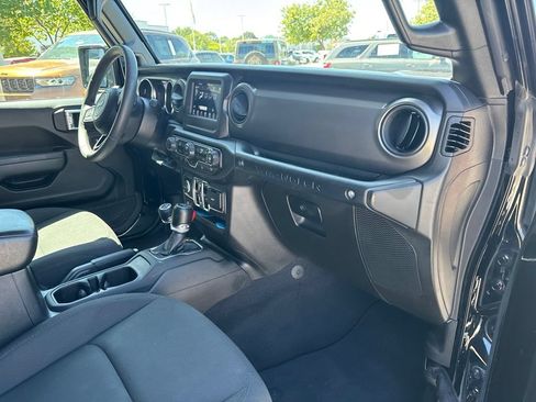 Used 2023 Jeep Wrangler Unlimited Sport AWD/4WD image 27