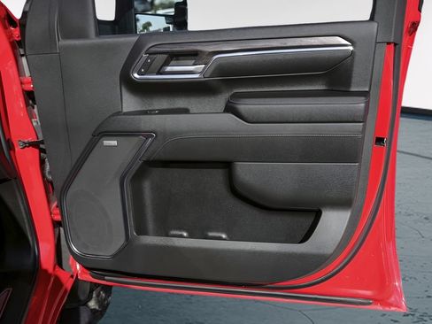 Used 2024 Chevrolet Silverado 3500 LTZ w/ LTZ Convenience Package AWD/4WD image 31