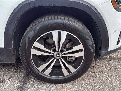 Used 2025 Mercedes-Benz GLB 250 GLB 250 image 10