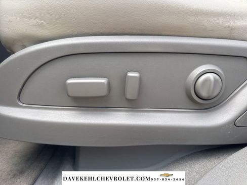 Used 2016 Chevrolet Traverse LTZ FWD image 16