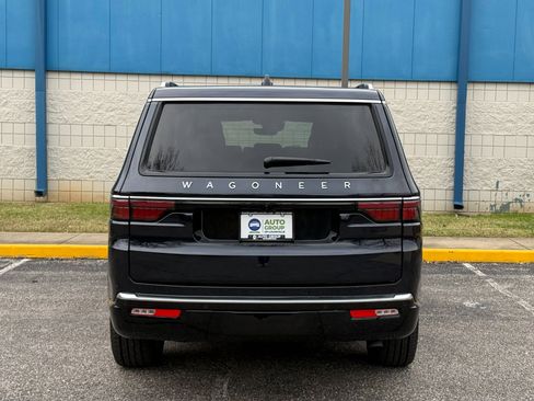 Used 2025 Jeep Wagoneer Series II image 6