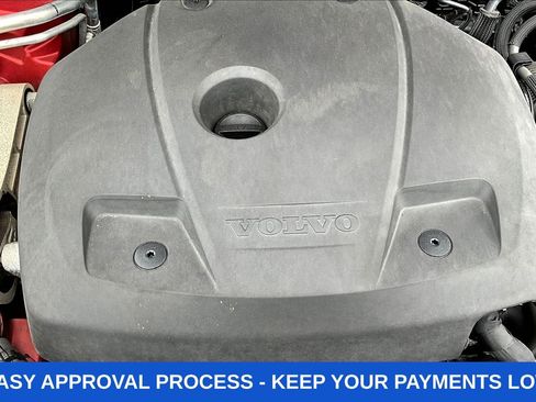 Used 2021 Volvo XC60 T5 Momentum w/ Premium Package AWD/4WD image 40