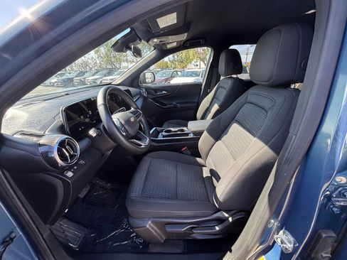 Used 2025 Chevrolet Equinox LT FWD image 41