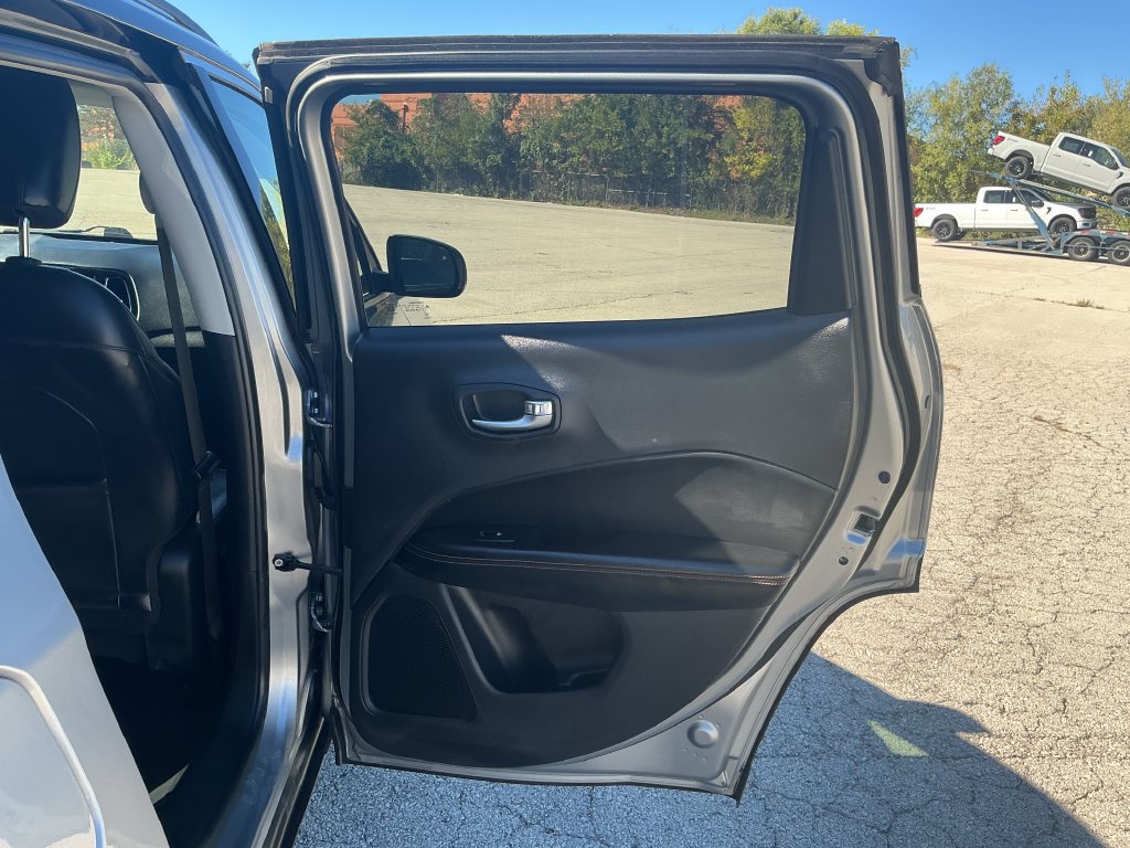 Used 2021 Jeep Compass Limited AWD/4WD image 18