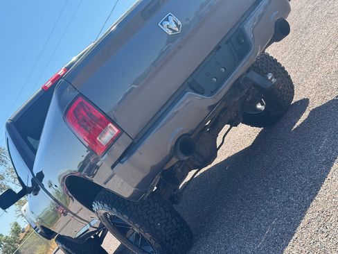 Used 2014 RAM 1500 Express image 5