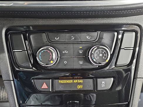 Used 2019 Buick Encore Sport Touring image 20