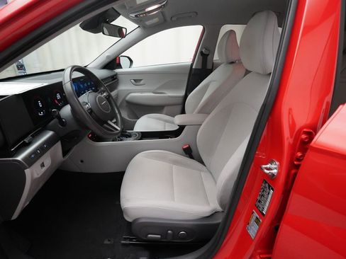 Used 2024 Hyundai Kona SEL AWD/4WD image 7