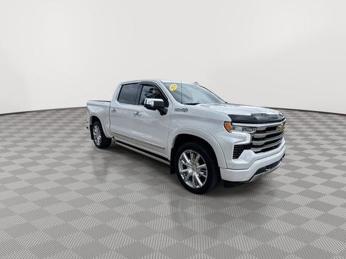 Certified 2024 Chevrolet Silverado 1500 High Country AWD/4WD image 2
