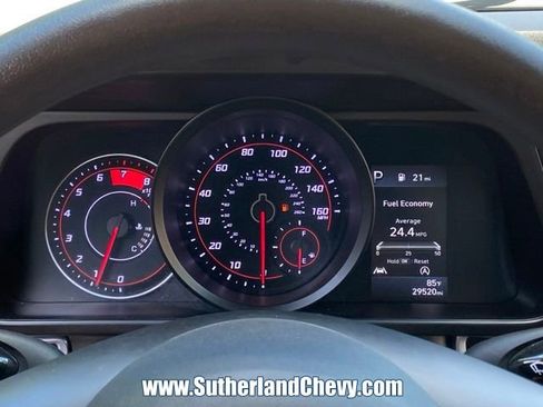 Used 2023 Hyundai Elantra SE FWD image 20