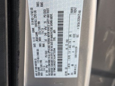 Used 2018 Ford Escape SE image 35