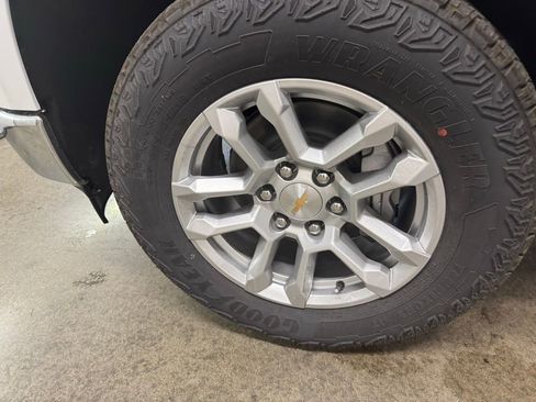 New 2026 Chevrolet Silverado 1500 LT image 22