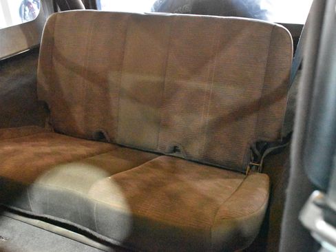 Used 2004 Jeep Wrangler 4WD w/ Smokers Group image 27