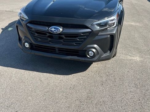 Certified 2023 Subaru Outback Premium AWD/4WD image 8