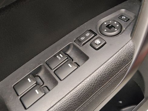 Used 2014 Kia Sorento SX FWD image 27
