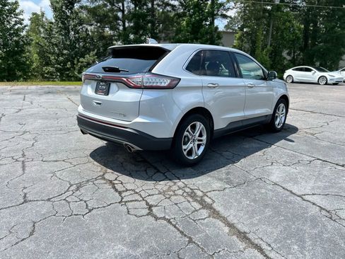Used 2017 Ford Edge Titanium w/ Equipment Group 301A image 6