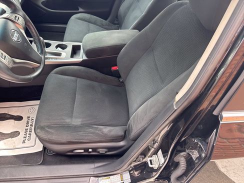 Used 2015 Nissan Altima 2.5 SV w/ Convenience Package FWD image 18