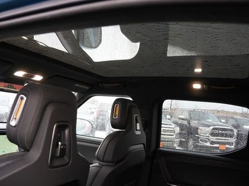 Used 2023 Rivian R1T Adventure image 5