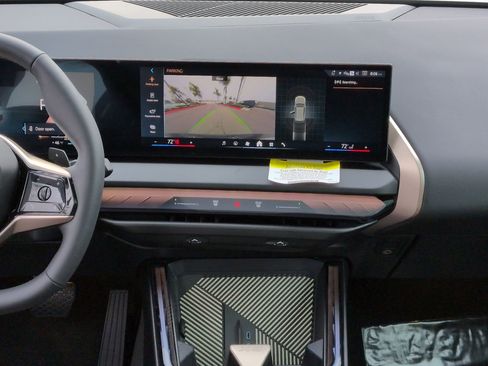 Used 2025 BMW X3 xDrive30i w/ Convenience Package image 29