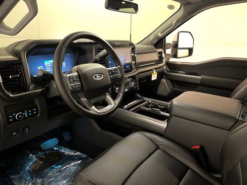 New 2026 Ford F250 Lariat w/ Chrome Package image 34