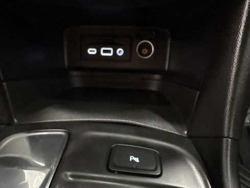 Used 2022 Chevrolet Equinox LT FWD image 19