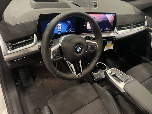 New 2026 BMW X1 xDrive28i w/ Technology Package image 7