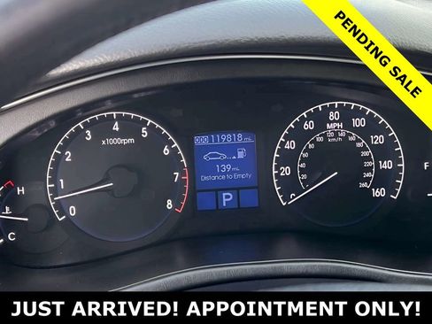 Used 2014 Hyundai Genesis 3.8 w/ Premium Package 02 image 21