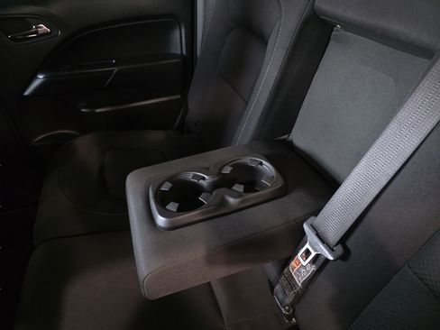 Used 2020 Chevrolet Colorado LT AWD/4WD image 24