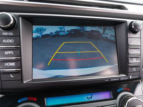 Used 2017 Toyota RAV4 XLE image 34