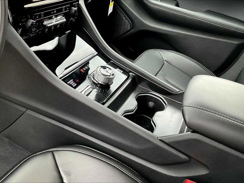 New 2025 Jeep Grand Cherokee L Limited w/ MOPAR Finishing Package image 8