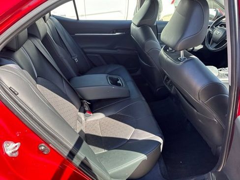 Used 2023 Toyota Camry XSE FWD image 31