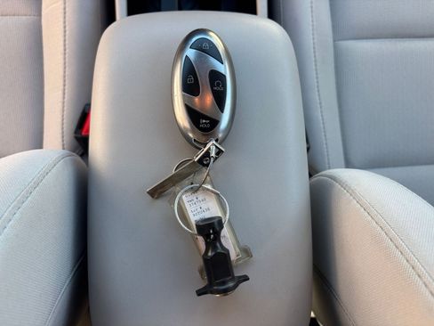 Used 2025 Hyundai Kona SEL image 22