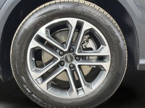 Used 2025 Audi Q5 Premium w/ Convenience Package AWD/4WD image 25