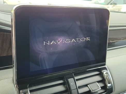 Used 2018 Lincoln Navigator L Reserve AWD/4WD image 26