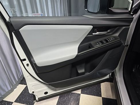 New 2026 Subaru Solterra Premium image 19