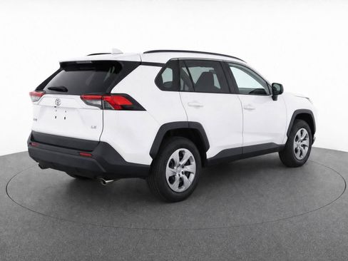 Used 2020 Toyota RAV4 LE FWD image 13