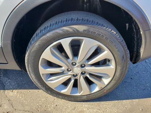 Used 2020 Buick Encore Preferred FWD image 29
