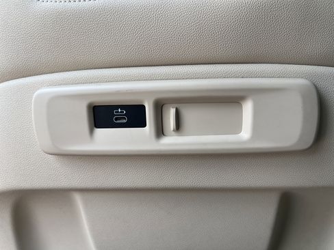 Used 2021 BMW X5 sDrive40i w/ Premium Package 2 RWD image 41