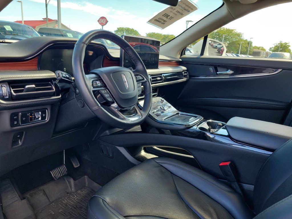 Certified 2023 Lincoln Nautilus Reserve AWD/4WD image 21