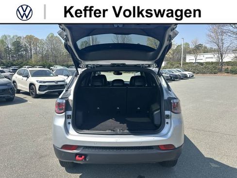 Used 2024 Jeep Compass Trailhawk AWD/4WD image 33