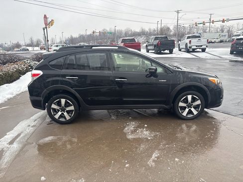 Used 2015 Subaru Crosstrek Touring image 4