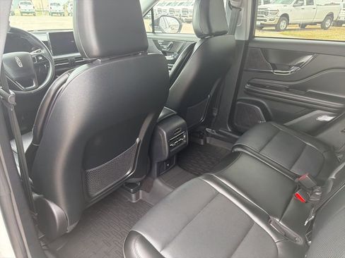 Used 2022 Lincoln Corsair Reserve w/ Elements Package image 14