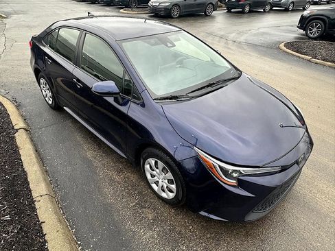 Used 2020 Toyota Corolla LE image 15