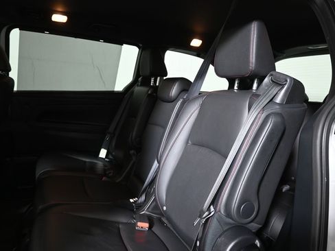 Used 2023 Honda Odyssey Sport image 4