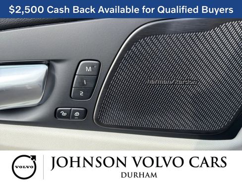 New 2026 Volvo XC60 T8 Ultra w/ Protection Package Premier image 12