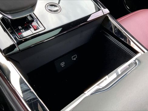 Used 2024 Land Rover Range Rover Sport Dynamic SE image 36