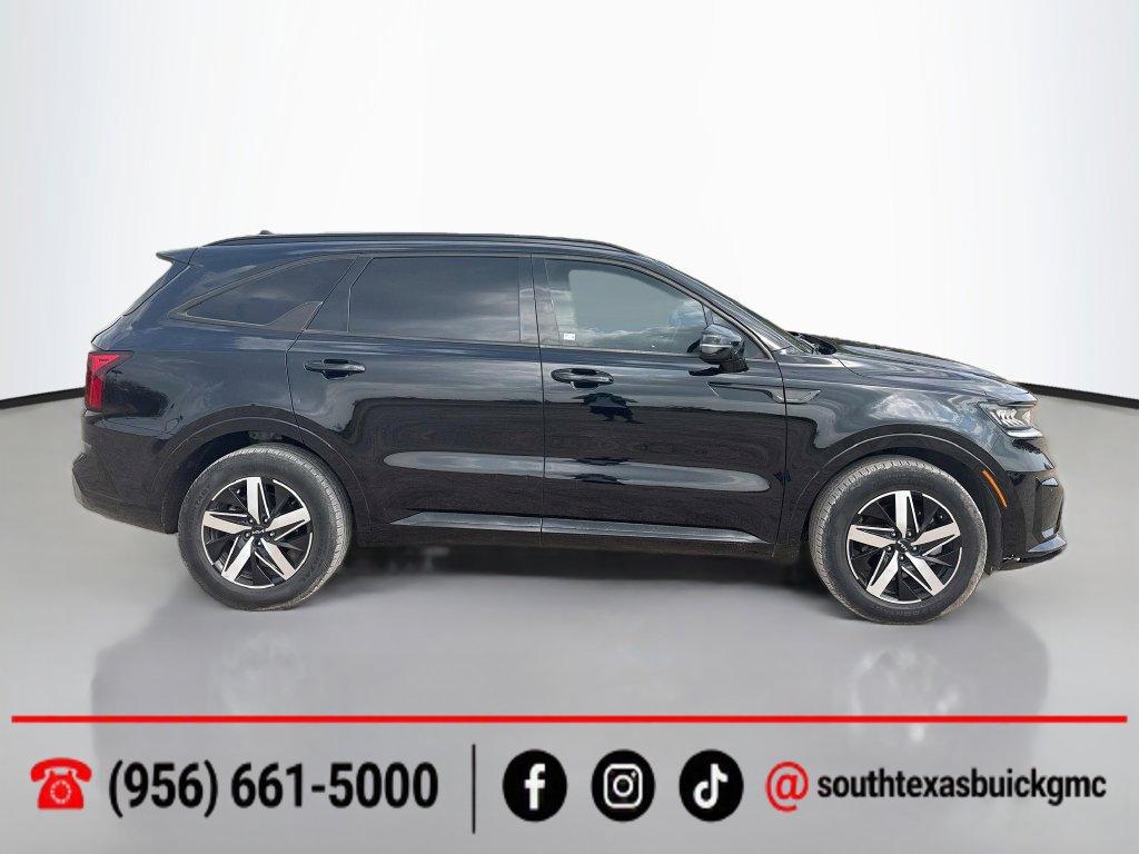 Used 2023 Kia Sorento S w/ Panoramic Sunroof Package FWD image 6