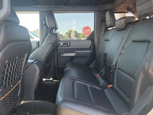 Used 2021 Ford Bronco Badlands AWD/4WD image 16